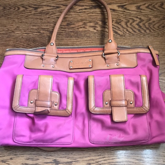 kate spade Handbags - Used Kate spade sporty bag